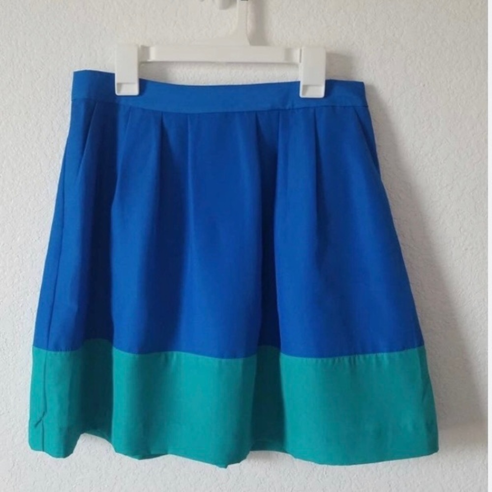 J CREW Skirt. Teal/Aqua